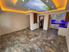 Kuşadası Karaova Mahallesi'nde Denize Yakın 4+1 Satılık Yazlık