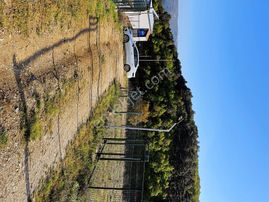 Güvenli Site İçinde, Gölet Manzaralı 585 M² Parsel