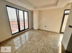 Plevne Mahallesi Yatırıma Uygun İzmir Yoluna Cephe 1+1 Daire