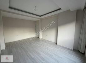 Bahçelievler Mahallesi Avukatlar Caddesi Satılık Arakat Daire