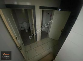 Şehrin En Güzel Konumunda Köşe Başı Geniş Cepheli Dükkan