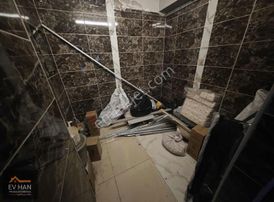 Şehrin En Güzel Konumunda Köşe Başı Geniş Cepheli Dükkan