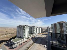 Çetin Emlak'hastane Yanı,teras Balkon,çift Banyo 'sıfır' 2+1