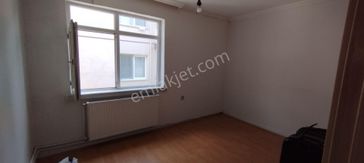 Sahibinden Sahibinden, Boş, Yapılı, Katta, Kentsel Dönüşüm Sahasında, Metroya Yürüme Mesafesinde, Merkezde,