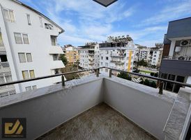 Kiralık 3+1 Geniş 3 Banyolu Daire