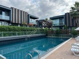 Kartepe Sierra Villaları'nda Satılık Modern Tasarımlı Özel Villa