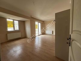 İzmit Turgut Mahallesi 4+1 Eğimsiz Çatı Dubleks