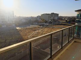 Uşak Merkez Fevzi Çakmak Mahallesinde Satılık 3+1 Dublex Daire