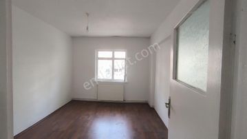 Yılmaz Gayrimenkul Ful Yapılı Masrafsız 3+1 Ön Cephe Kıralık