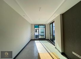 Oba Summer Park Busıness Centerda Kiralık 2+1 Kullanışlı Ofis