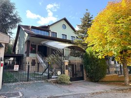 Çayyolu Mutlukent Mah. Muhteşem Lokasyonda Satılık 6+2 Villa