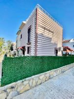 Havuzlu Sitede 4+1 Müstakil Bahçeli Yazlık