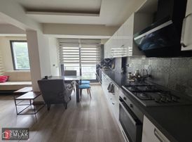 Kuşadası Merkezde Full Eşyalı 1+1 Daire