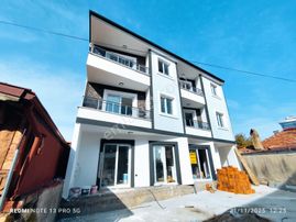 Ayvalık Altınovada 3 Katlı Binanın 2 Katı 2+1 Sıfır Lüks Daire