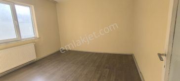 Edis Emlak'tan Bafra Altıntaprakta Kiralık 3+1 Doğalgazlı Daire