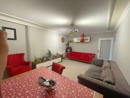 Mertcan'dan Kavakpınar Mah.caddeye 3dk İskanlı Ara Kat 2+1 Daire