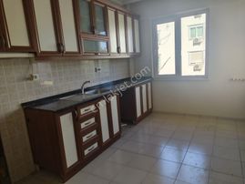 Kızıltoprak Tahtakale Yakını Geniş Kullanışlı Güney Cephe Arakat 3+1