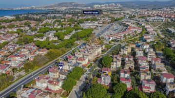 Kuşadası Sahilinde Satılık 4+1 Tripleks Yazlık