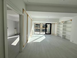 Kiptaş Venezia Mega Kiralık Boş Avm Nnzr. Aylık Ödemeli 123 M2 Teraslı 1+1 Daire