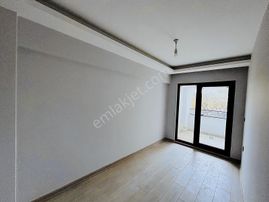 Özlücede Satılık 2+1 Daire Kapalı Otoparklı Yerden Isıtmalı