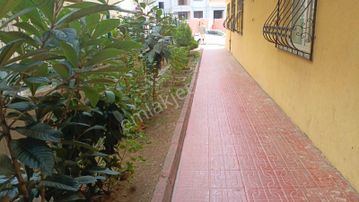 Güzelyalı Güven Emlaktan Merkezi Konum Acil Satılık 3+1 Daire