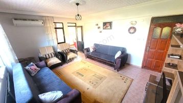 Goldhouse Dan Satılık 320 M2 Arsa İçinde 600 M2 Kullanım Alanlı Bina