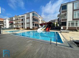 Karasu'da Yarı Olimpik Havuz Ve Güvenlikli Site | En Uygun Fiyat