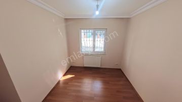 Altayçeşme Konutları Büyük Tip Yüzme Havuzu, Kapalı Otopark, Boş