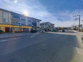 Remax Mavi'den Arifiye Fatih Mah.merkezi Konumda 3+1 Satılık