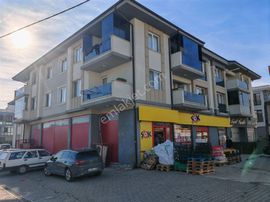 Remax Mavi'den Arifiye Fatih Mah.merkezi Konumda 3+1 Satılık