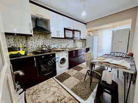 Emlak Center'dan Muradiye Mah 2+1 Kapalı Mutfaklı Daire