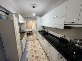 Pınarbaşı Mah.de 3+1 1.ara Katta 125m2 Ön Cphe Geniş Ferah Daire