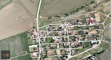 Süleymanpaşa Banarlı'da 3 Kat İmarlı Etrafı Çevrili Köy İçi Arsa