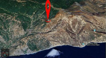 Uçmakdere'de Turistik Bungolov Projelerine Yakın 1657 M2 Tarla