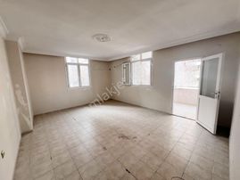 Tellidere'de_3+1_kapalı_mutfak_site'de_çok_geniş_metroya_yakın..