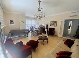 Sahraycedid Minibüs Yoluna Yakın Ebeveyn Balkon İskanı Var Geniş Yeni 3+1 Daire