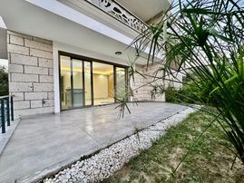 ✨akçay Ay Emlaktan✨narlı'da Yolun Altında Deniz Ve Dağ Çift Mutfak Manzaralı Teraslı 5+1 Lüks Villa