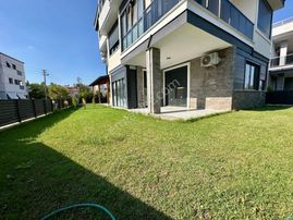 ✨akçay Ay Emlaktan✨narlı'da Denize 1 Sokak Geniş Deniz Ve Dağ Manzaralı Teraslı Satılık 4+1 Villa