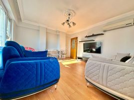 ꧁ay Emlaktan꧂akçay Merkezde Ön Cephe Full Eşyalı Denize Yakın Satılık 2+1 Masrafsız Daire