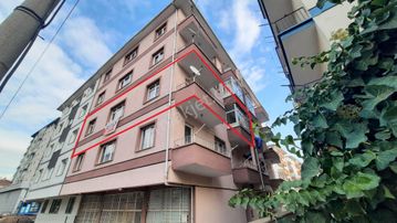 Akif'ten Sincan Tandoğan'da Cadde Yanı Ön Cephe Arakat Satılık 3+1 Daire