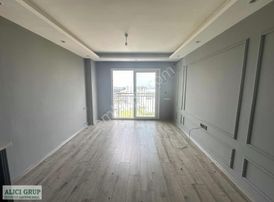 #stad Karşısı Önü Tamamen Açık Manzaralı Satılık 1+1 Daire