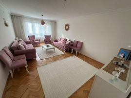 Danışment Göbek Cadde Üzeri 3+1 Bağımsız Ön Cephe Genç Bina