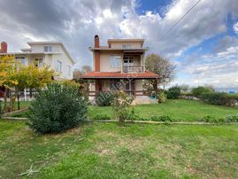 Saroz Körfezinde Denize Sıfır, Özel Koylu 4+1 Tripleks Villa