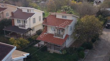 Saroz Körfezinde Denize Sıfır, Özel Koylu 4+1 Tripleks Villa