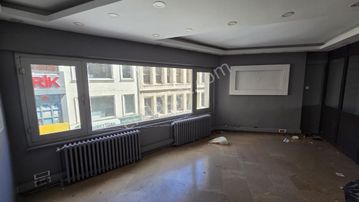 Bankalar Caddesi Prestij İş Merkezinde Kiralık 165 M2 Büro Ofis