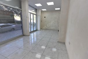 Barış Mahallesi Kızkulesi Karşısı 65 M2 Çift Katlı 4 Bölümü Olan İşlek Cadde Üstü Kiralık Dükkan
