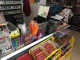 Sahibinden Devren Market Park Karşısı İşlek Cadde