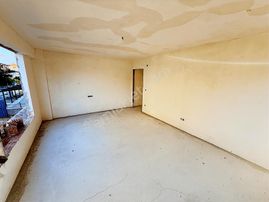 Satılık 3+1 Daire Marmara Hastanesi Ve Metroya Çok Yakın