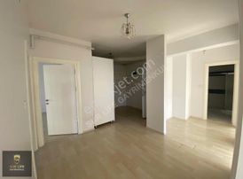 Bağcılar Bölgesi Ahmet Kaya Caddesi Üzerinde Kiralık 3+1 Daire