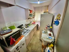 Aktif'ten Akçay Merkezde Denize 50 Mt Ayrı Mutfaklı 1+1 Daire